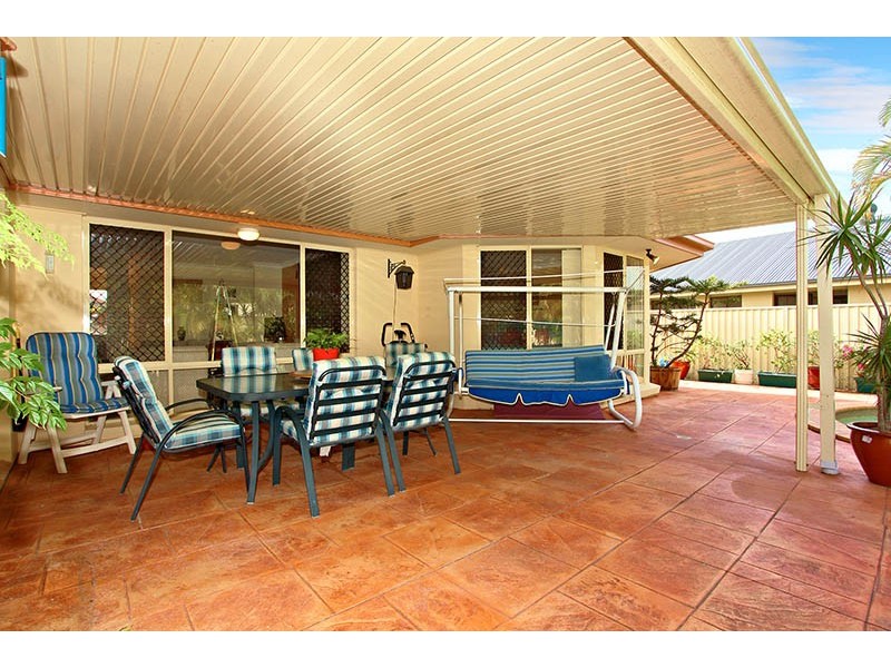 179 Crestwood Drive, Molendinar QLD 4214