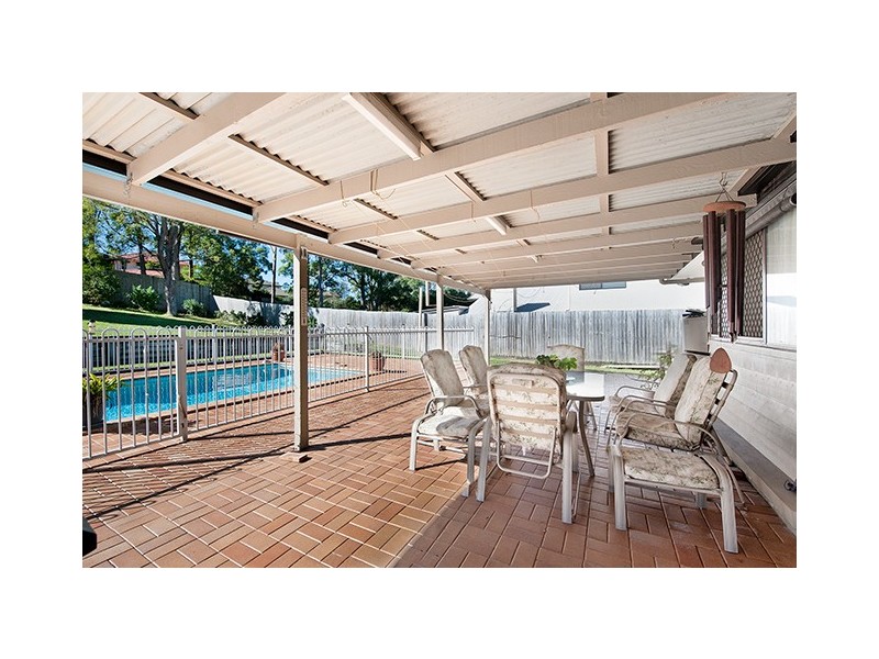55 Macquarie Avenue, Molendinar QLD 4214