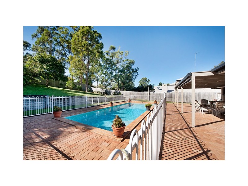 55 Macquarie Avenue, Molendinar QLD 4214