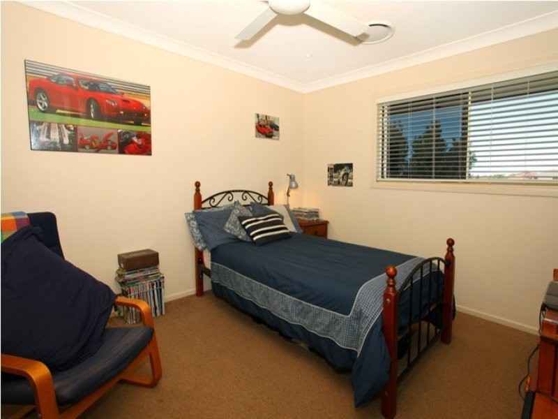 11 Casuarina Drive, Molendinar QLD 4214