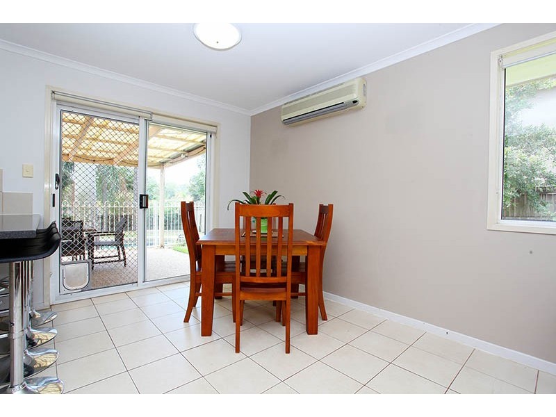 111 Macquarie Avenue, Molendinar QLD 4214