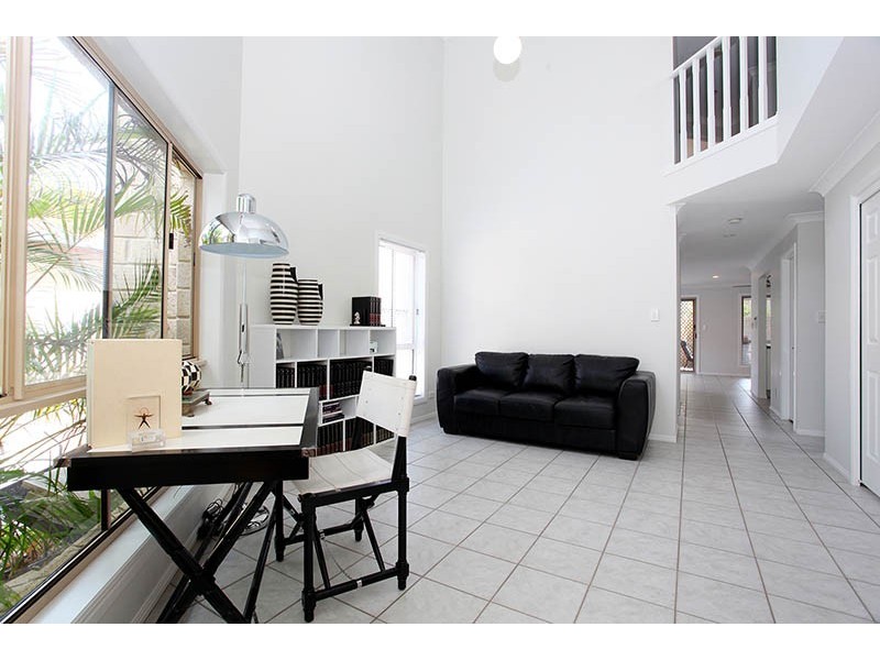 9 Sage Court, Runaway Bay QLD 4216