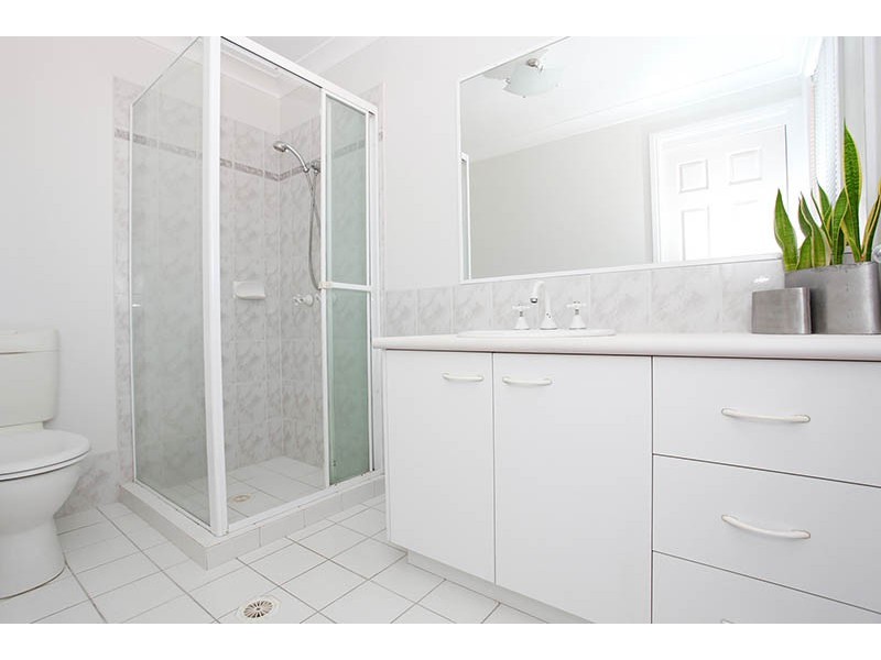 9 Sage Court, Runaway Bay QLD 4216