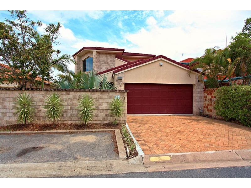 9 Sage Court, Runaway Bay QLD 4216