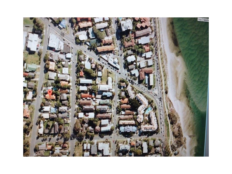 2/223 Turpin Road, Labrador QLD 4215