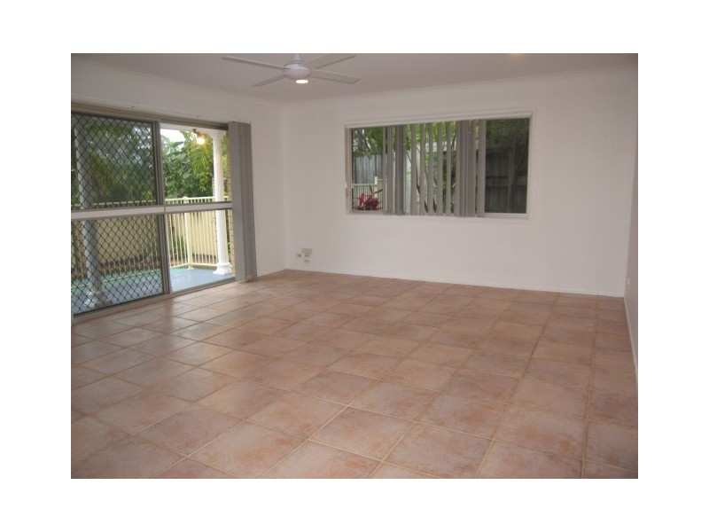 62 Currumburra Road, Ashmore QLD 4214