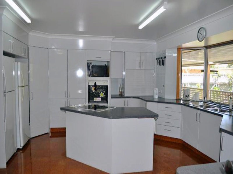 4 Cathedral Avenue, Molendinar QLD 4214