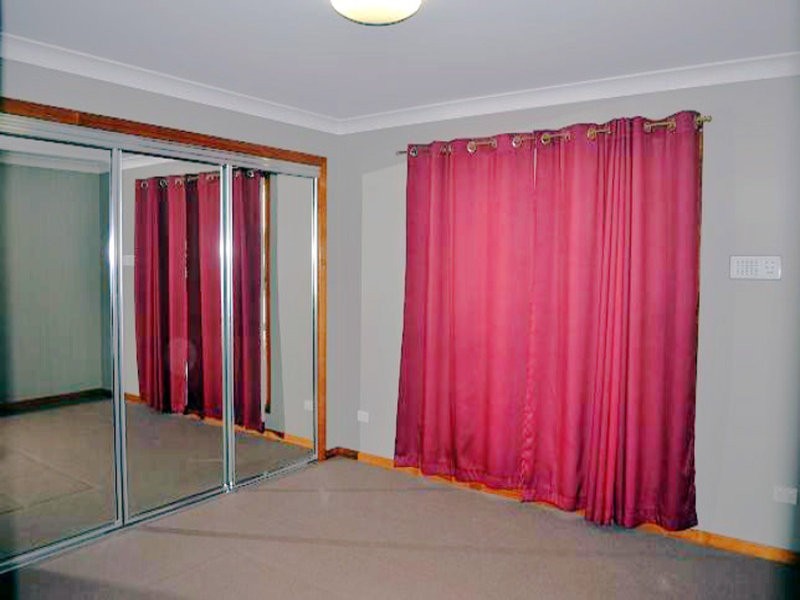 4 Cathedral Avenue, Molendinar QLD 4214
