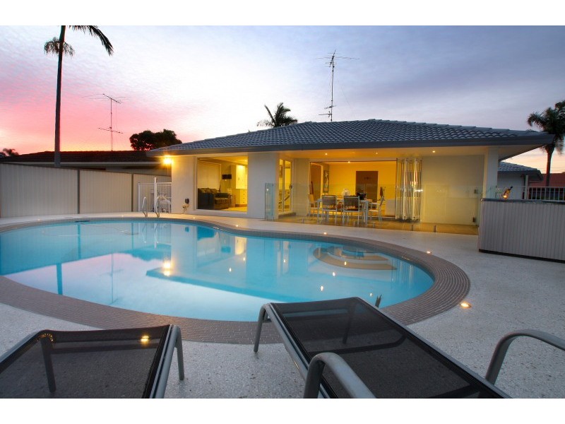 54 Allawah Street, Bundall QLD 4217