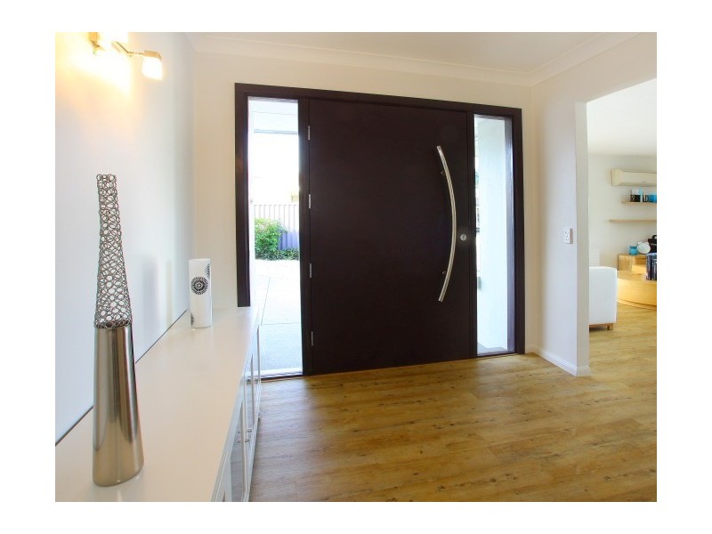 54 Allawah Street, Bundall QLD 4217