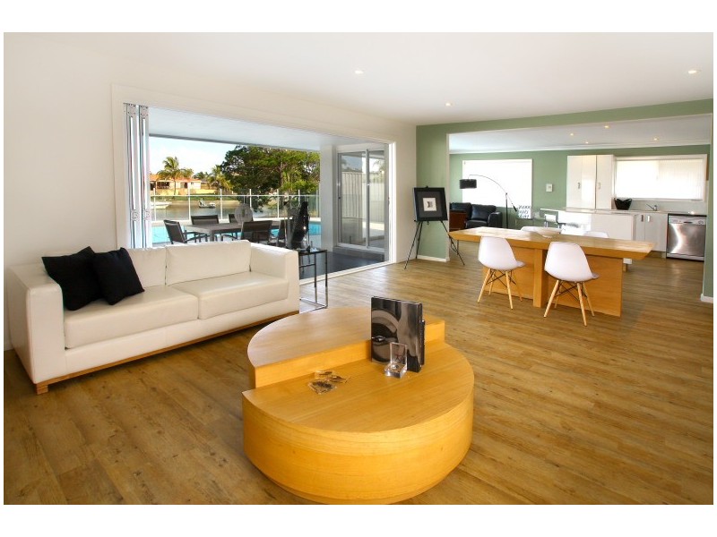 54 Allawah Street, Bundall QLD 4217