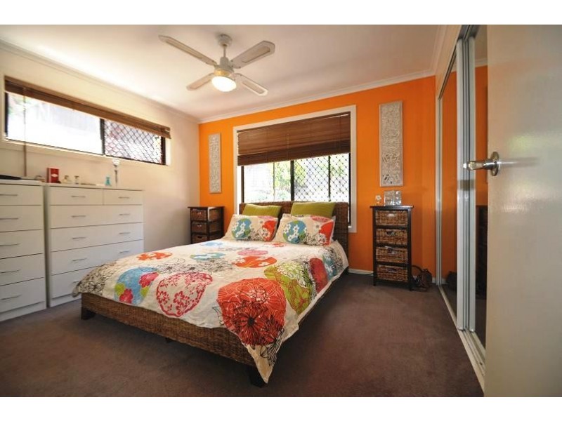 25 Forrest Avenue, Molendinar QLD 4214