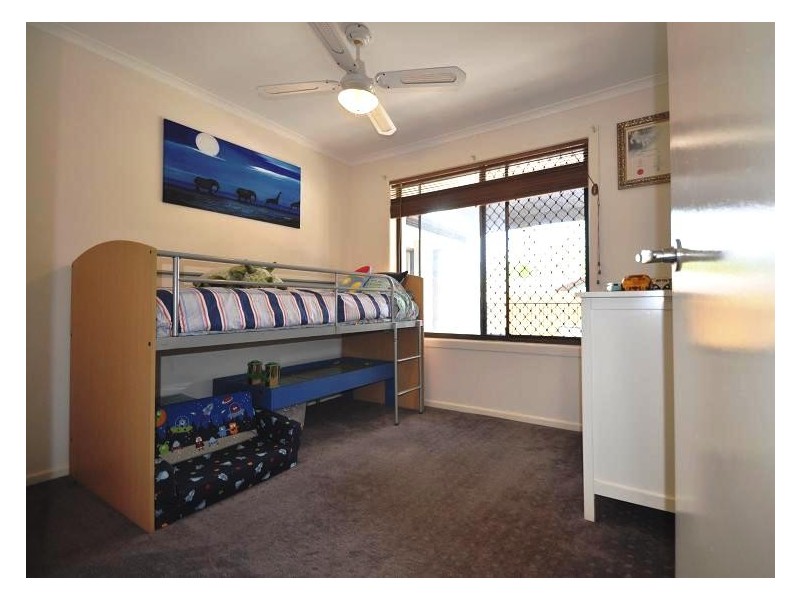 25 Forrest Avenue, Molendinar QLD 4214