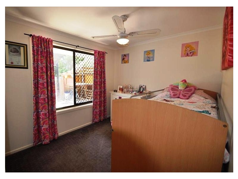 25 Forrest Avenue, Molendinar QLD 4214