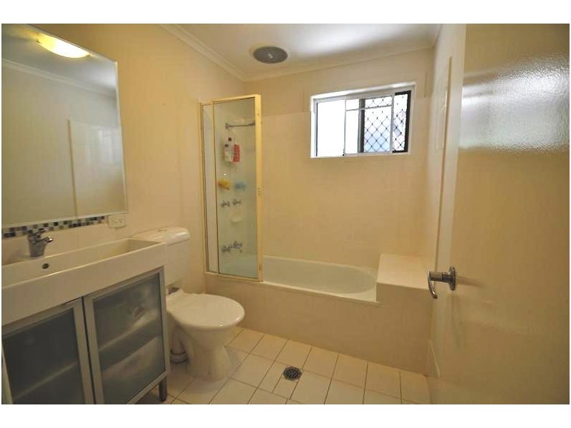 25 Forrest Avenue, Molendinar QLD 4214