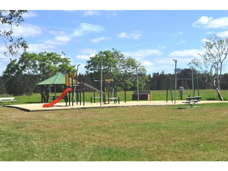 84 Chisholm Road, Carrara QLD 4211