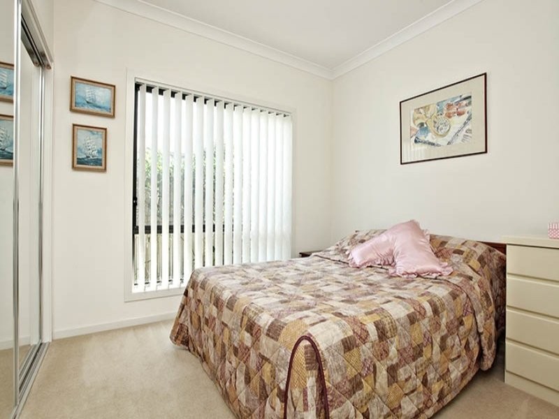 6 Corymbia  Way, Molendinar QLD 4214