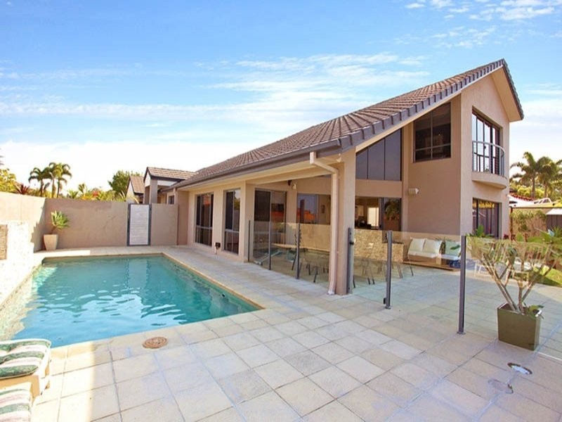 2 Rosegum Drive, Molendinar QLD 4214