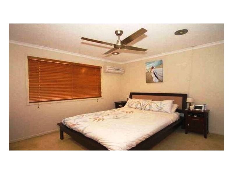 9 TASMAN AVENUE, Molendinar QLD 4214