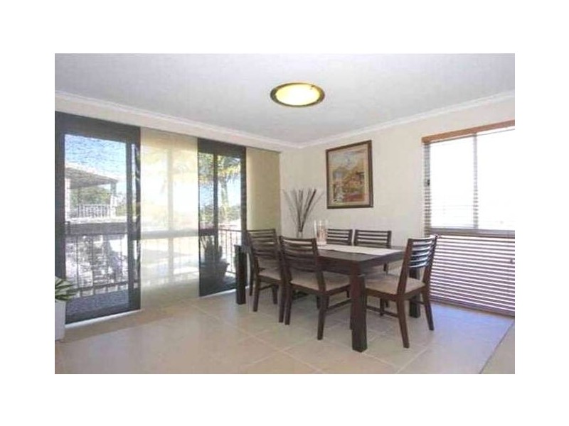 9 TASMAN AVENUE, Molendinar QLD 4214