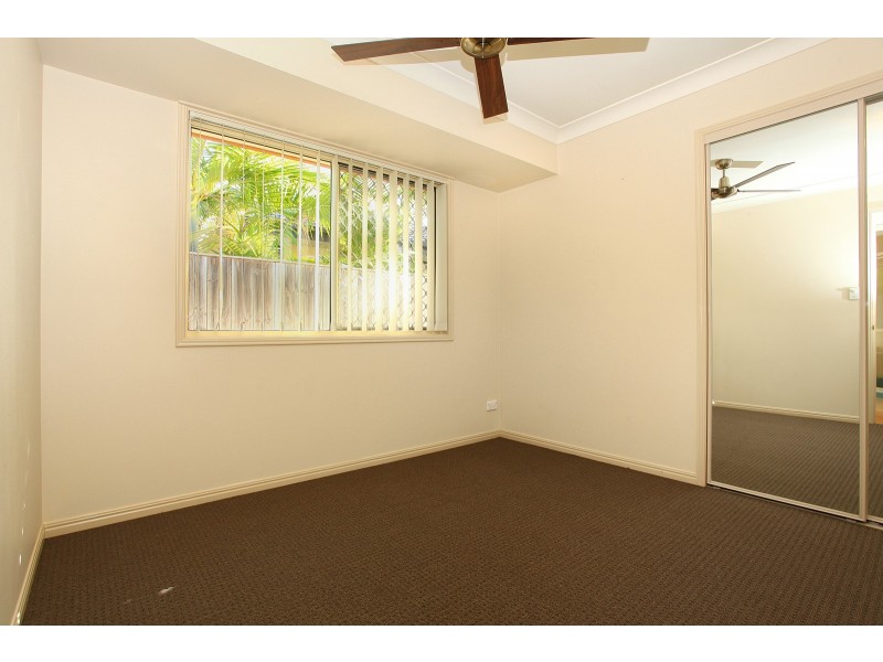 4 Leopard Tree Place, Molendinar QLD 4214