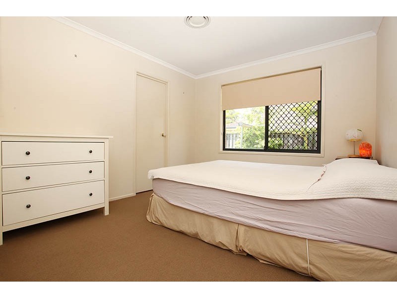 17 Gumleaf Drive, Molendinar QLD 4214