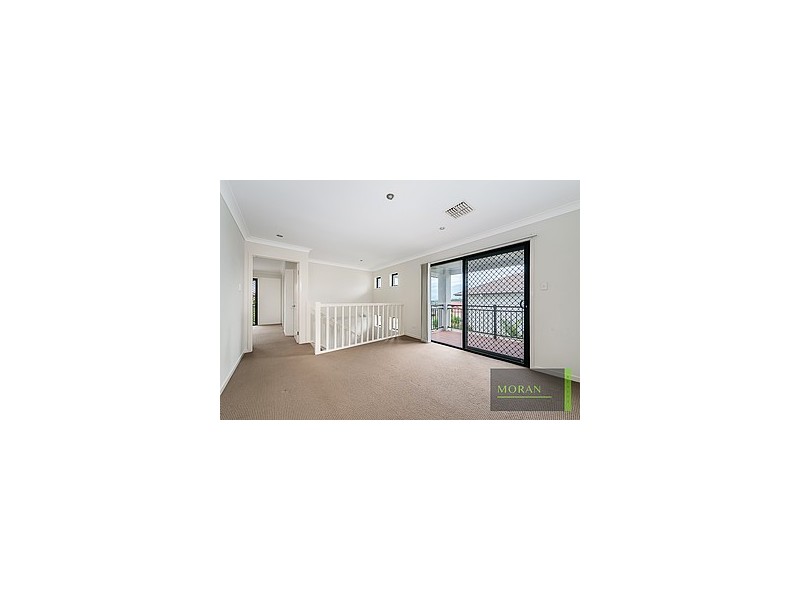 58 Highcrest Circuit, Molendinar QLD 4214