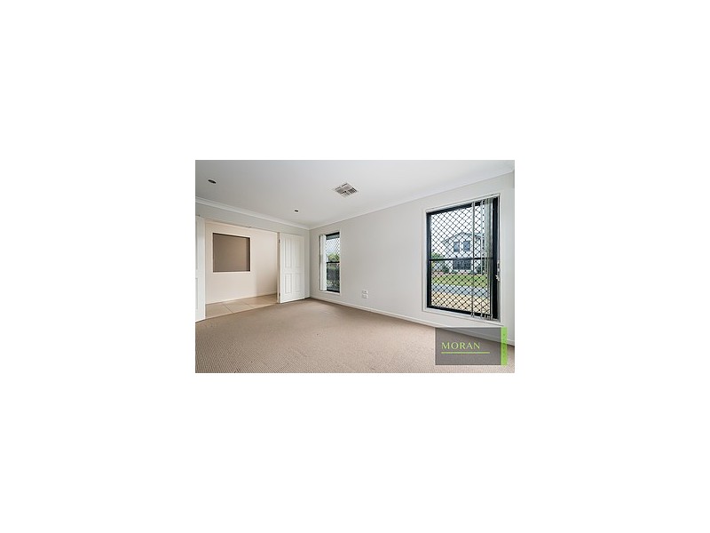 58 Highcrest Circuit, Molendinar QLD 4214