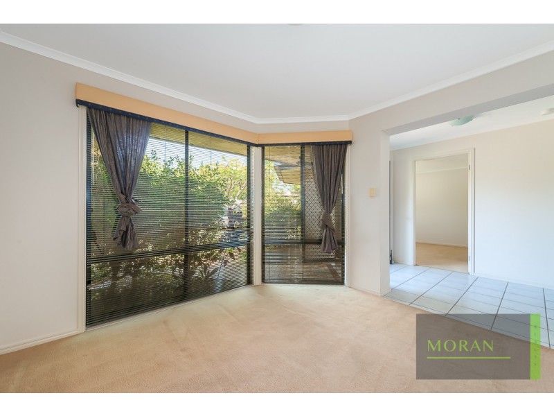 37 Crestwood Drive, Molendinar QLD 4214