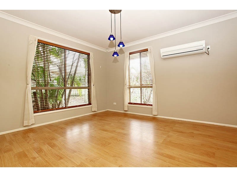 74 Henry Cotton Drive, Parkwood QLD 4214