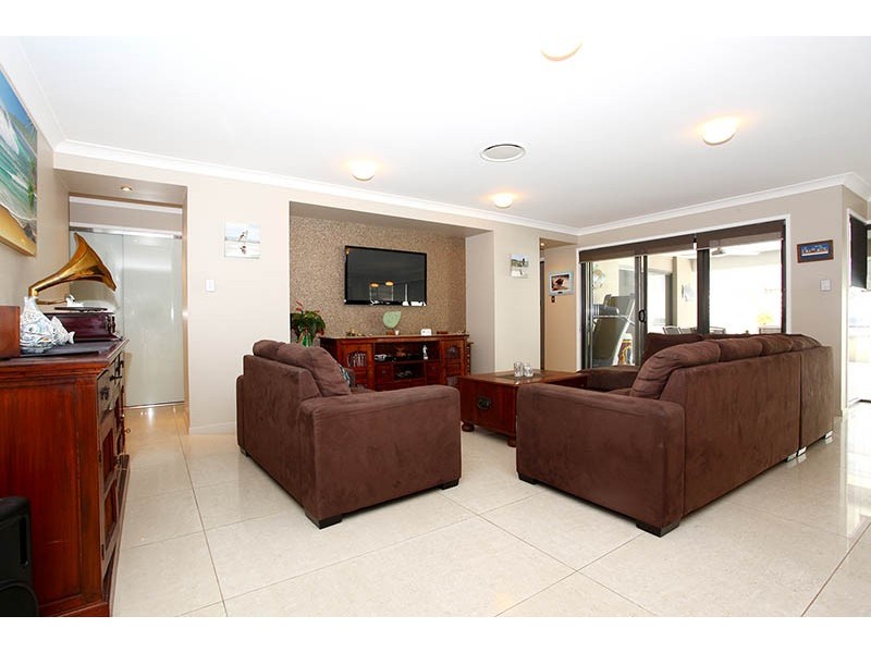 21 Stringybark Drive, Molendinar QLD 4214