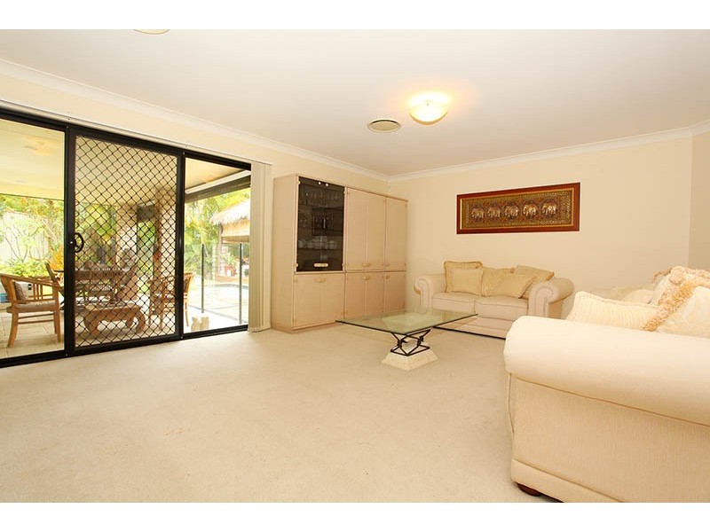 24 Lillywood Circuit, Molendinar QLD 4214