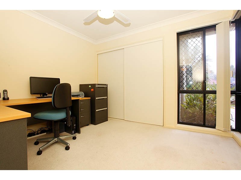 24 Lillywood Circuit, Molendinar QLD 4214