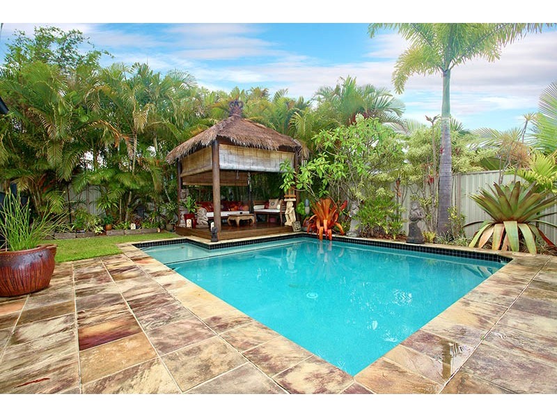 24 LILLYWOOD CIRCUIT, Molendinar QLD 4214