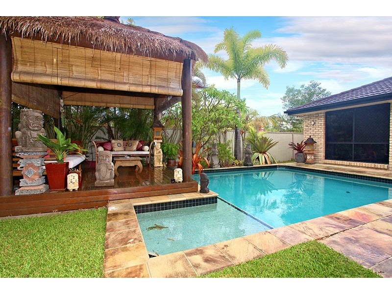 24 LILLYWOOD CIRCUIT, Molendinar QLD 4214