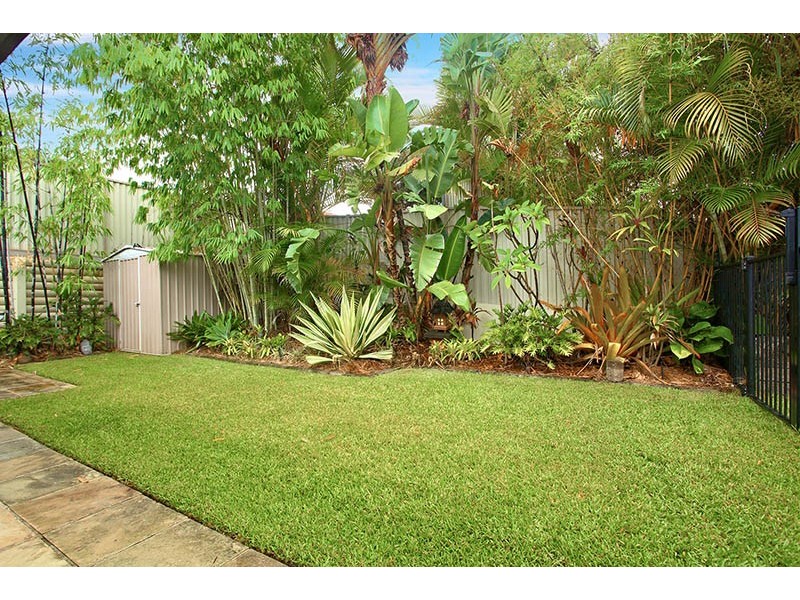 24 LILLYWOOD CIRCUIT, Molendinar QLD 4214