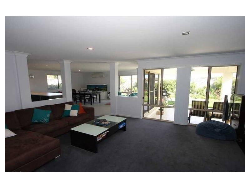 31 Dellwood Circuit, Molendinar QLD 4214