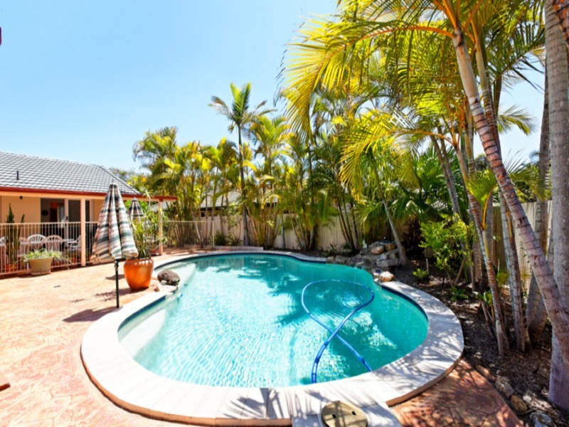 17 Cathedral  Avenue, Molendinar QLD 4214