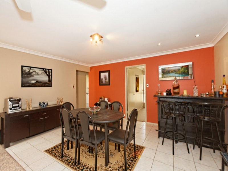17 Cathedral  Avenue, Molendinar QLD 4214