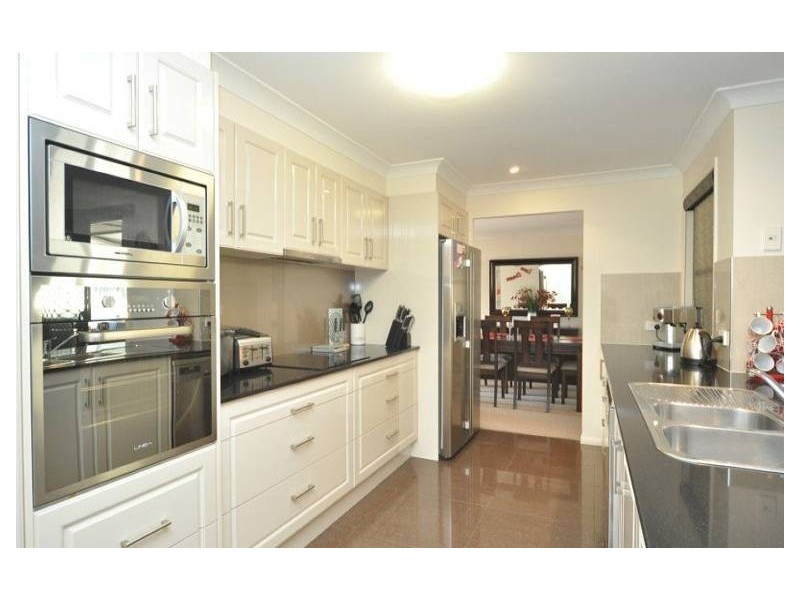 43 Currumburra Road, Ashmore QLD 4214