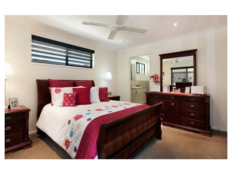 43 Currumburra Road, Ashmore QLD 4214