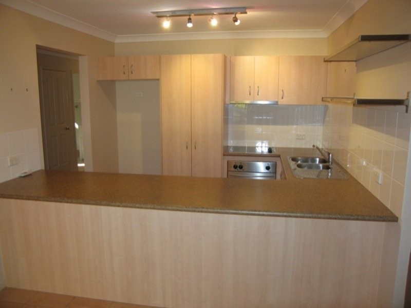 2/14 Marybeth Crescent, Molendinar QLD 4214