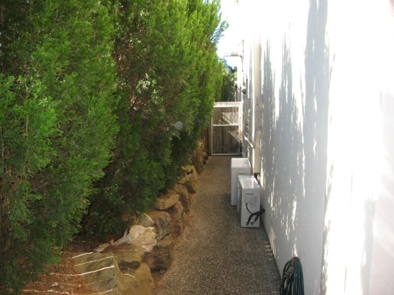 2/14 Marybeth Crescent, Molendinar QLD 4214