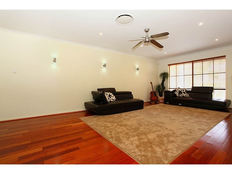 29 Dellwood Circuit, Molendinar QLD 4214