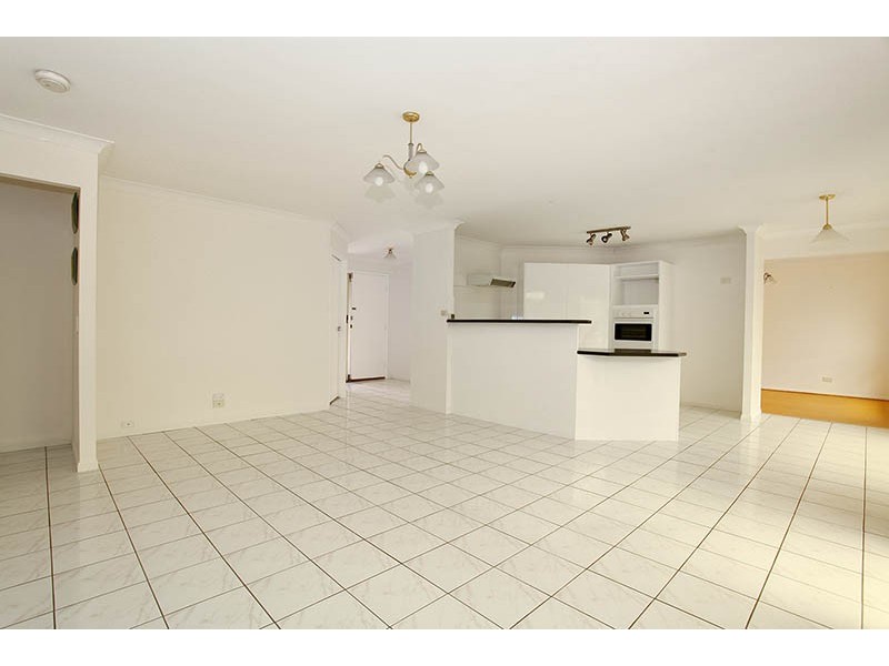 18 Bridle Lane, Molendinar QLD 4214