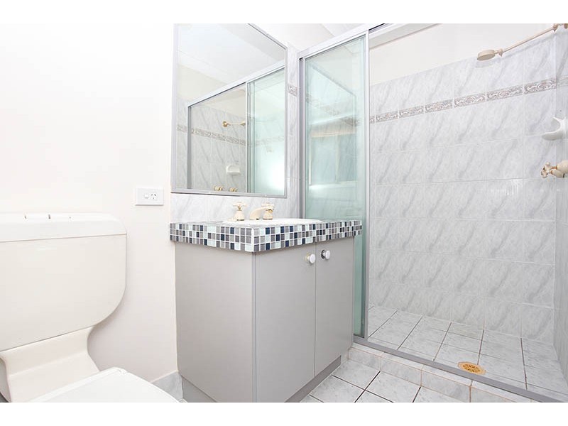 18 Bridle Lane, Molendinar QLD 4214