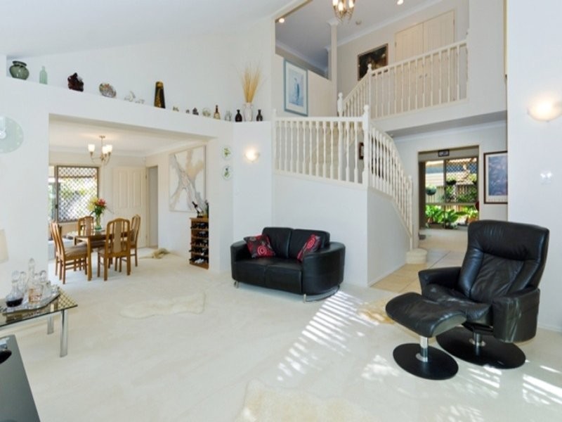 9 Bellwood Place, Molendinar QLD 4214