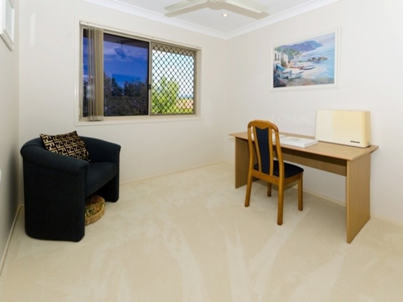 9 Bellwood Place, Molendinar QLD 4214