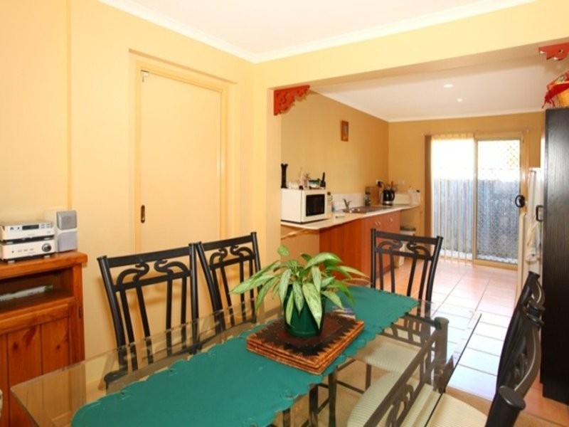 42 Dellwood Circuit, Molendinar QLD 4214
