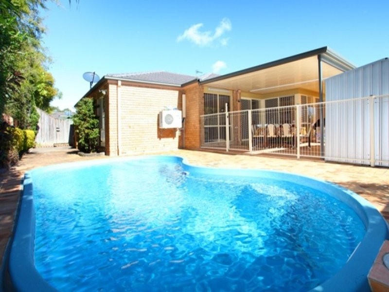 42 Dellwood Circuit, Molendinar QLD 4214